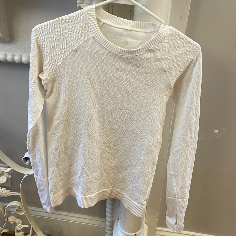 White lululemon long sleeve top. Size 6